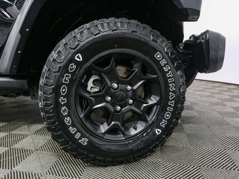 Used 2023 Jeep Wrangler Unlimited w/ Sun & Screen Package AWD/4WD image 16