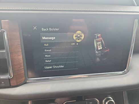 Certified 2023 GMC Yukon XL Denali Ultimate AWD/4WD image 30