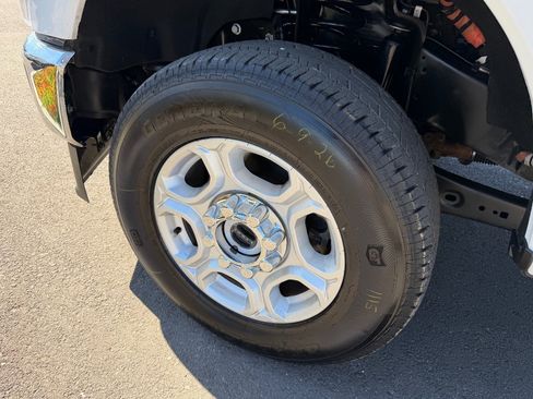 Used 2026 Ford F250 XLT AWD/4WD image 29