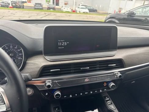 Used 2022 Kia Telluride EX w/ EX Premium Package AWD/4WD image 17