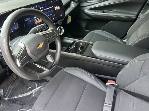 Used 2026 Chevrolet Blazer EV LT FWD image 11