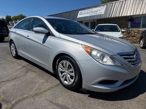 Used 2011 Hyundai Sonata GLS FWD image 1