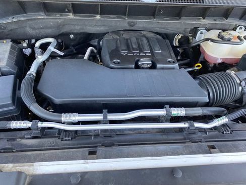 Certified 2025 Chevrolet Silverado 1500 LT AWD/4WD image 22