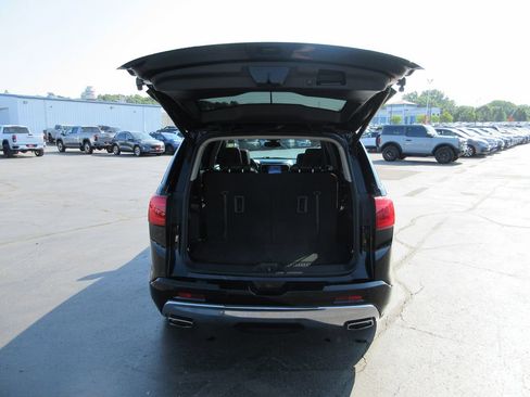 Certified 2019 GMC Acadia Denali AWD/4WD image 8