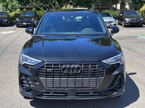 Used 2023 Audi Q3 2.0T Premium Plus w/ Premium Plus Package AWD/4WD image 32