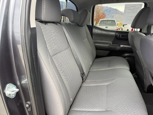 Used 2022 Toyota Tacoma SR5 image 25