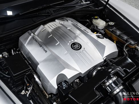 Used 2004 Cadillac XLR image 37