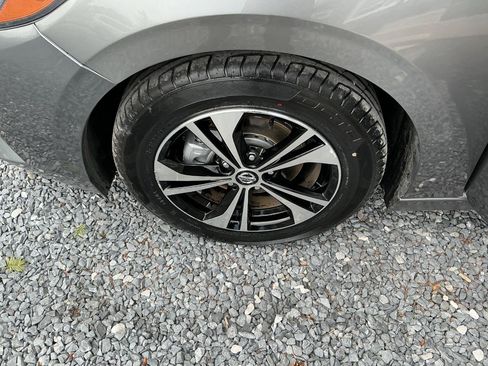 Used 2022 Nissan Sentra SV FWD image 23