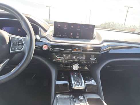 Certified 2024 Acura MDX SH-AWD w/ Technology Package image 36