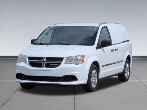 Used 2013 RAM C/V Tradesman FWD image 9