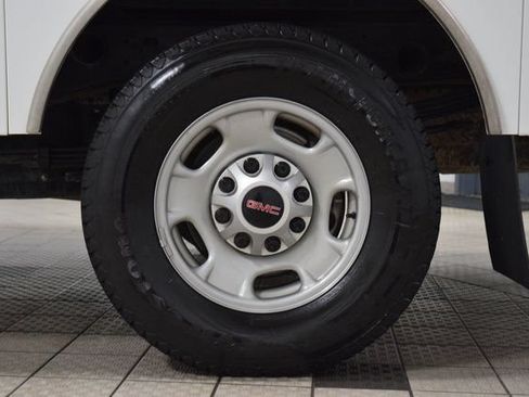 Used 2023 GMC Sierra 2500 Pro w/ Convenience Package AWD/4WD image 17