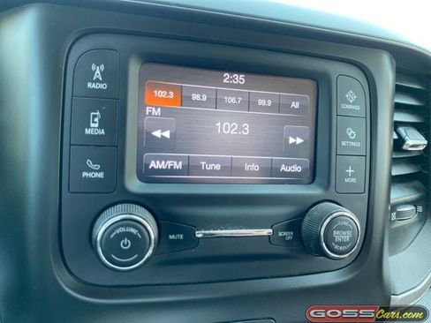Used 2020 RAM 3500 Tradesman w/ Chrome Appearance Group AWD/4WD image 10