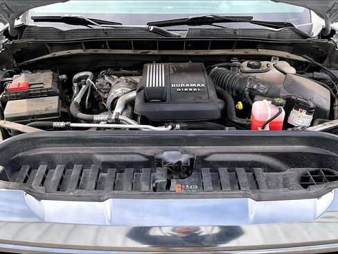 Used 2024 GMC Sierra 1500 AT4 w/ Technology Package image 12