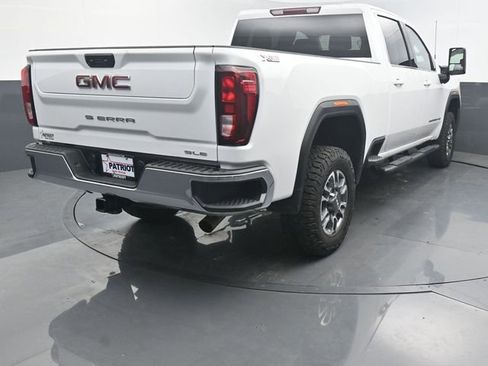 Used 2024 GMC Sierra 2500 SLE w/ SLE Convenience Package AWD/4WD image 5