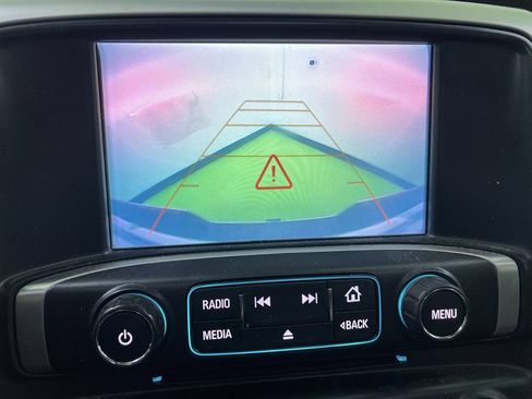 Used 2018 GMC Sierra 1500 SLT w/ Enhanced Driver Alert Package RWD image 17