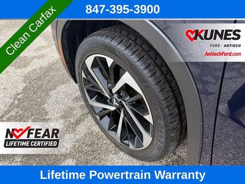 Used 2024 Mitsubishi Outlander SE image 9