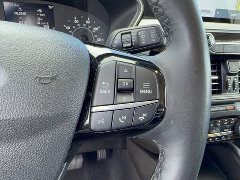 Certified 2022 Ford Escape SEL image 23