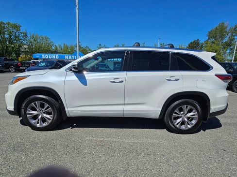 Used 2015 Toyota Highlander XLE AWD/4WD image 8