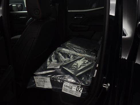 New 2026 Chevrolet Colorado Z71 w/ Z71 Convenience Package 2 image 17