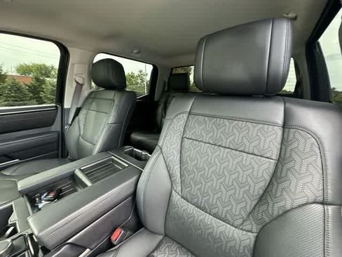 Used 2022 Toyota Tundra SR5 w/ SR5 Premium Package AWD/4WD image 15