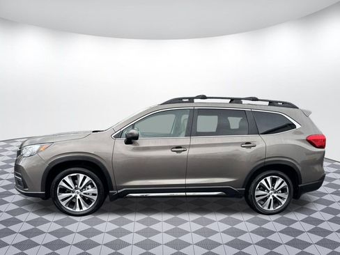Used 2022 Subaru Ascent Limited w/ Technology Package image 4