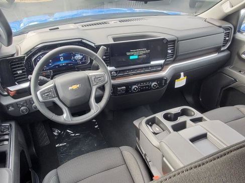 New 2025 Chevrolet Silverado 1500 LT image 24