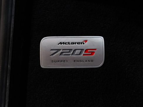 Used 2018 McLaren 720S RWD image 6