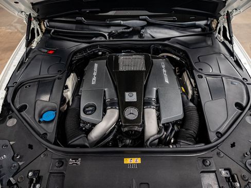 Used 2015 Mercedes-Benz S 63 AMG 4MATIC Coupe image 11