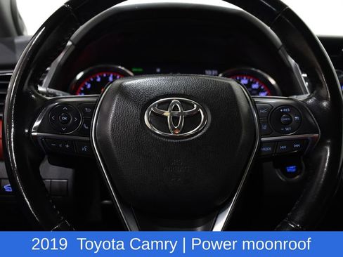 Used 2019 Toyota Camry XSE image 10
