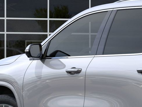 New 2025 Buick Enclave Avenir w/ Super Cruise Package FWD image 39