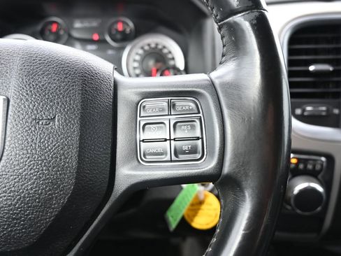 Used 2019 RAM 1500 Lone Star image 6