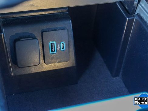 Used 2023 Ford Explorer XLT w/ Equipment Group 202A image 25