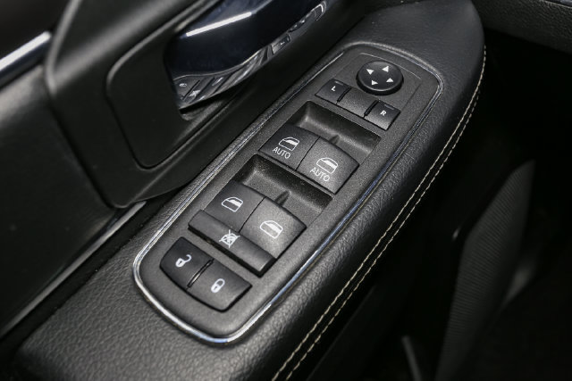 Used 2022 RAM 1500 Warlock w/ Electronics Group AWD/4WD image 32