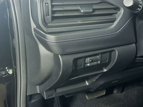 Used 2025 Subaru Forester Premium w/ Convenience Package #1 image 10