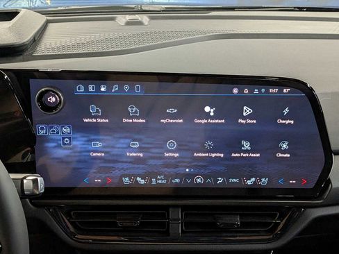 New 2026 Chevrolet Equinox EV RS image 28