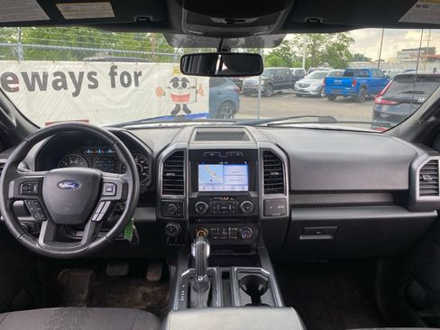 Used 2018 Ford F150 XLT w/ Equipment Group 302A Luxury AWD/4WD image 19