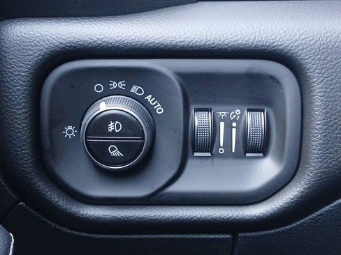 New 2026 RAM 1500 Rebel image 12