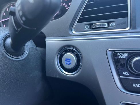 Used 2017 Hyundai Sonata Sport w/ Value Edition Package 02 image 15