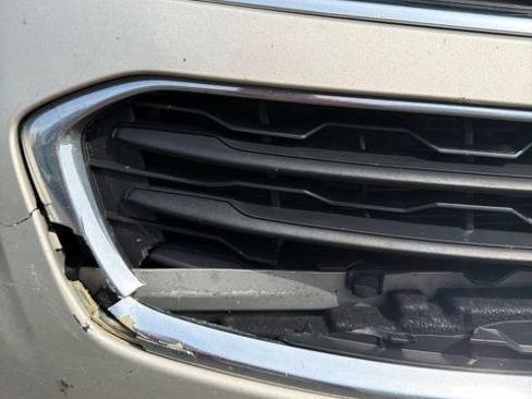 Used 2016 Chevrolet Cruze LT FWD image 2
