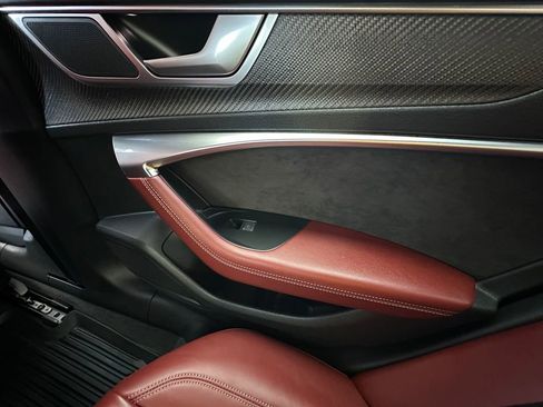 Used 2021 Audi S6 Prestige w/ Prestige Package image 46