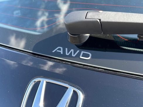 Certified 2024 Honda HR-V LX image 10
