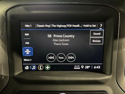 Used 2025 Chevrolet Silverado 2500 Custom w/ Custom Convenience Package image 32