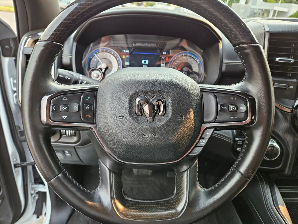 Used 2022 RAM 1500 Limited w/ Body-Colour Bumper Group AWD/4WD image 23