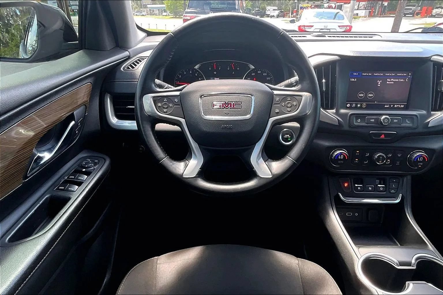 Used 2020 GMC Terrain SLE w/ Driver Convenience Package FWD image 5