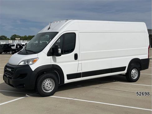 Used 2023 RAM ProMaster 2500 FWD image 1