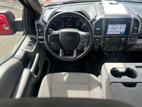 Used 2016 Ford F150 XLT w/ Equipment Group 302A Luxury AWD/4WD image 10