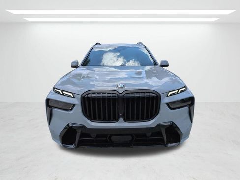 New 2027 BMW X7 xDrive40i w/ Executive Package AWD/4WD image 9