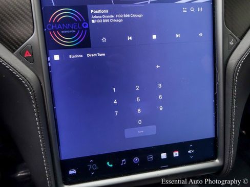 Used 2019 Tesla Model S Performance image 20