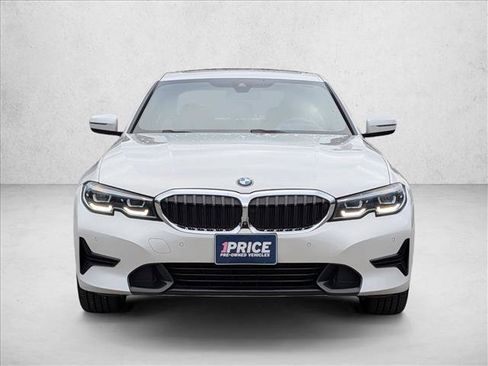 Used 2021 BMW 330i xDrive Sedan w/ Premium Package AWD/4WD image 2