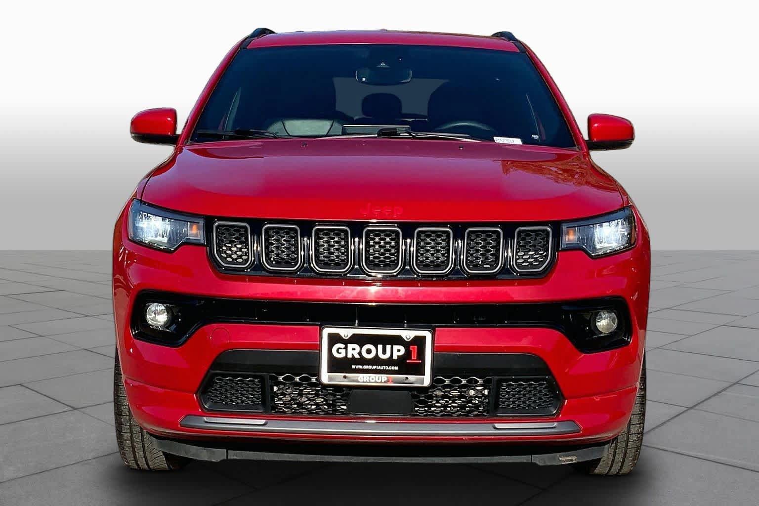 Used 2023 Jeep Compass Limited AWD/4WD image 4